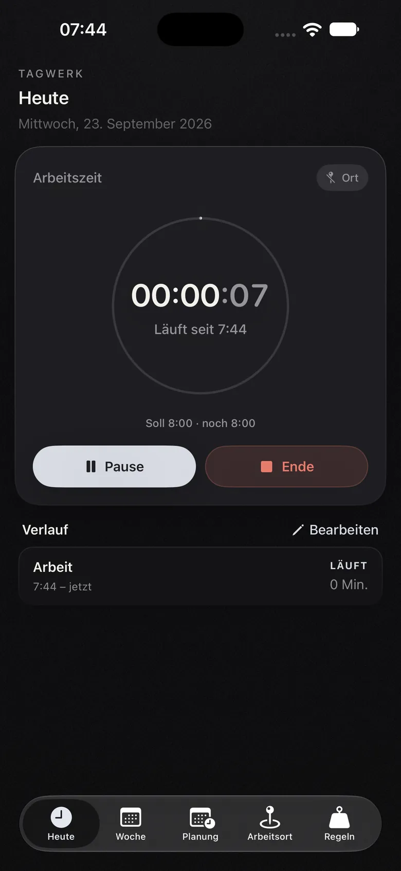 Tagwerk-App: laufende Zeiterfassung auf Heute im Dunkelmodus